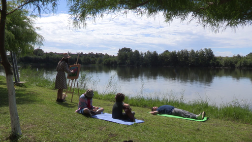 Imagen de En la orilla del Lago Dorado