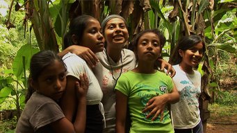 Imagen de Candelaria Loxicha saluda a todos los niños y niñas